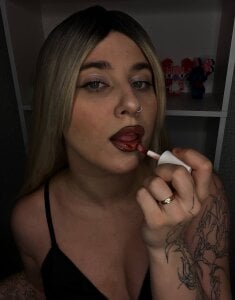 Cherry_B1isss Public Pic 3