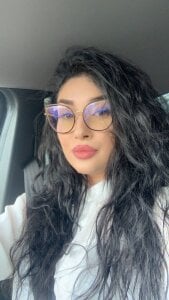 DaliaVeyron Crimson Kiss, Onyx Soul🖤 Pic 8