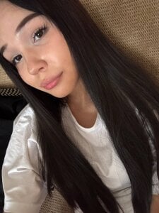 HannaCuteee me again hehe (: Pic 2