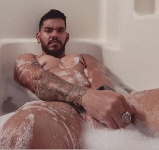 damon69696 SHOWER TIME Poză