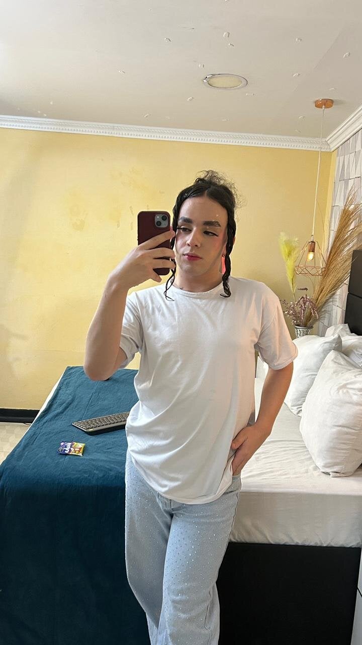 JustinePerry  4339. kiemelt képe