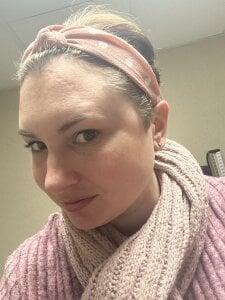 MilfyMrsRobinson Starting trouble at the cancer drs office 😂 slika 6