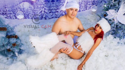 samy_carson_ Whispers Under the Christmas Tree 🎄💋🎅 รูป  6