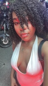 cairiona Public Hình 5