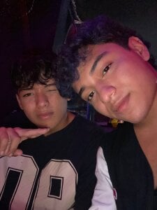 LiamANDJordan: we are horny ( фото)