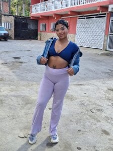 CurlyAliccia_ New Pic 7