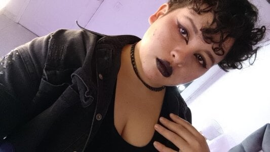 Damian_Rock Public Pic 4