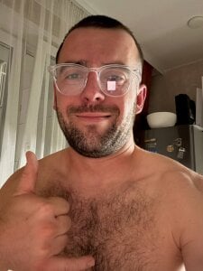 AdeleLaCr0ix guys, this is our story, we want to share it with you Pic 4