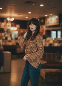 VioletKorineck Public Pic 3