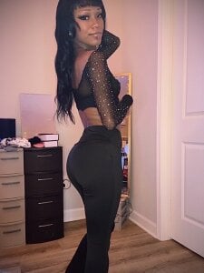 xouniq Public Gambar 2