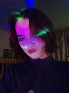 liana_kisses