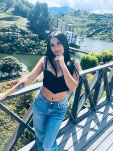 TianaDavies Public Kuva 5