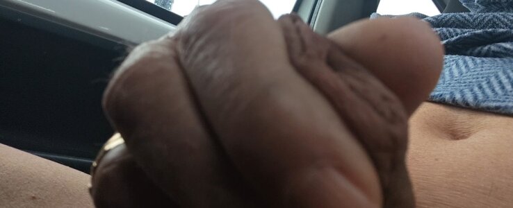 jhonschen's Vengo in macchina Sex Photo 2