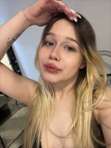 naughty tongue od Love_audirs6  2 snímek