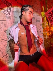 Ken-boy_ ATTENTION: Highly addictive content 🗞️🔥 Foto 4