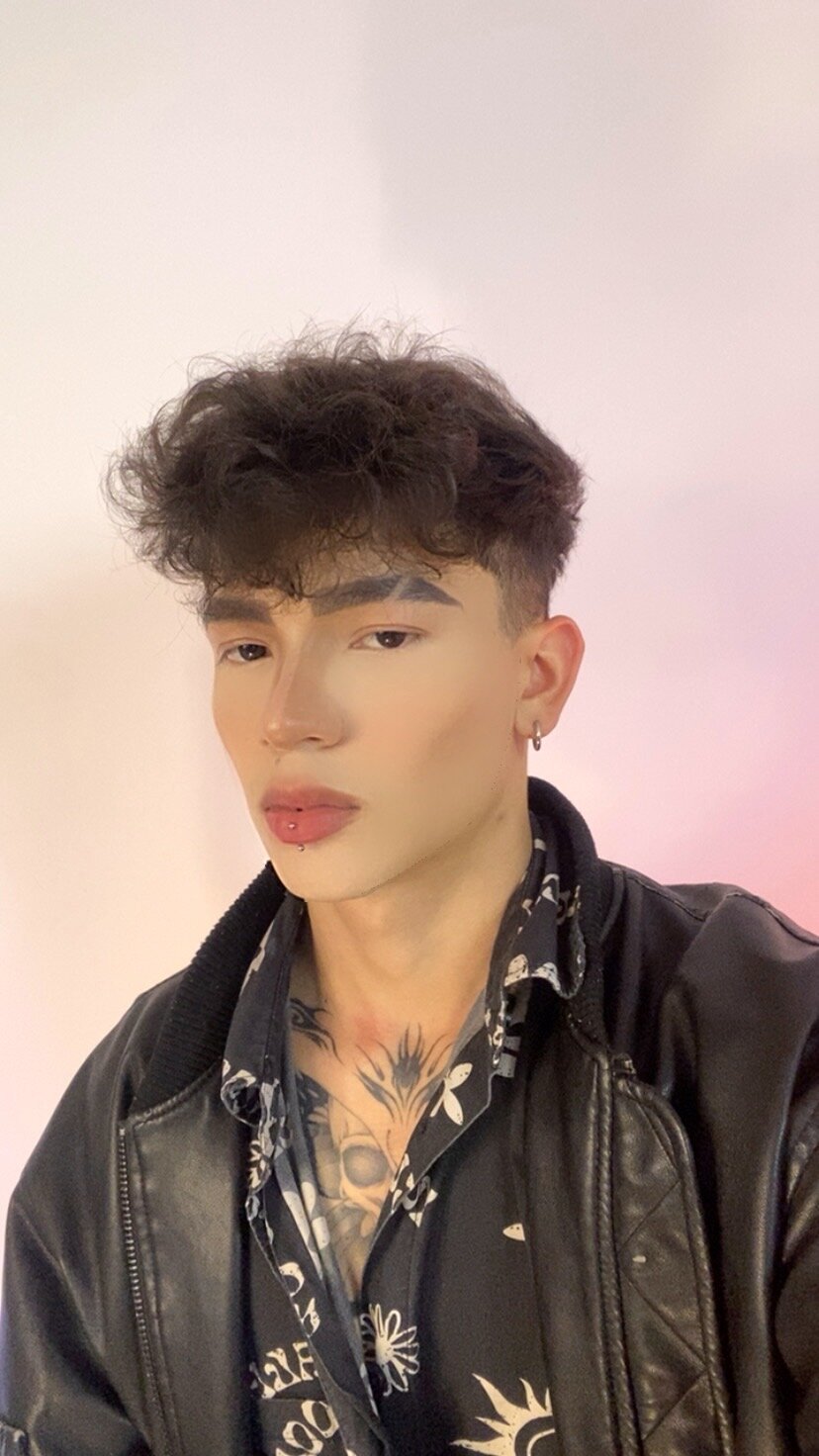 Axel_InkShade_ 님의 트렌드 중인 사진  8375개