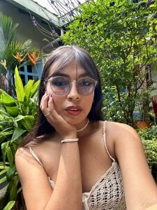 Hi_Yara Public Pic 2