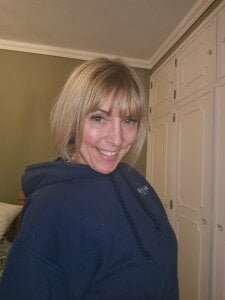 ClassyNAWTYBritMILF Weekend begins on a happy note Photo 4