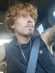 Derrick7799 Public Pic 4