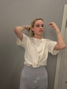 ValerieKirk Public Pic 5