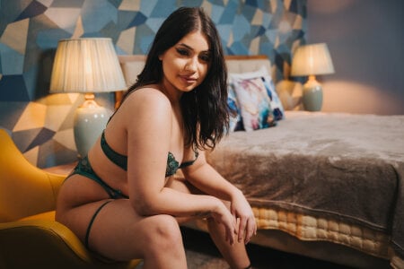 Valentina_Oliver Public Pic