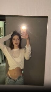 its me de MargaretShyandSkinny  3 Imagens