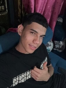 AnthonyRosz Public Pic