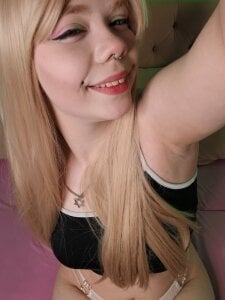 Waifu_Ketrin Public Pic 3