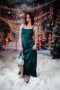 laura_olssen 🎄MERRY XMAS🎄 Pic 6