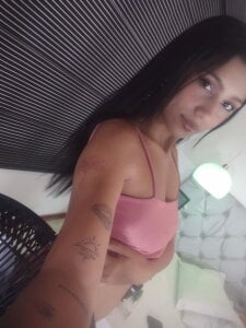 MariaJoseWalker Good morning, handsome 😘 I woke up feeling playful and craving attention… ¿Will you be the one to s Pic