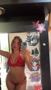 Mmm RED od Valery_Jones1  4 snímek