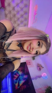 xlionsmithx 💄 makeup doll Pic 3