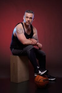 TwoFarty240 public1 slika 2