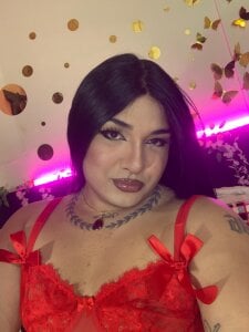 Cute_Emperatriz Sexy Empera Red Pic