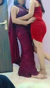 Barbiedolls003: Public ( фото)