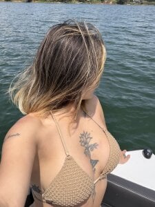 💛 de Amara_Velvet_  Imagens