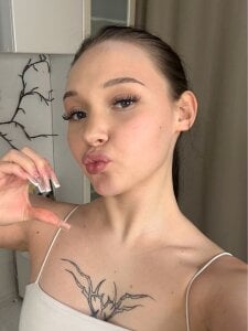 RoxannRunk Modern Muse 🤩 صورة واحدة|RoxannRunk Modern Muse 🤩 صورتان|RoxannRunk Modern Muse 🤩  صور|RoxannRunk Modern Muse 🤩  صورة