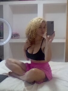 Esterlindez Public Immagine  5