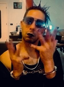 AntyKrysto Public Pic