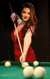 Vixsariaのmy sexy pool party😎の 8枚の写真