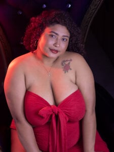 Ayliinn_ I am a goddess Pic 2