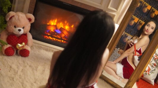 CarolinaBlair Santa tell me..❤ Pic 9