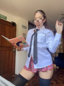 emily__walker horny secretary Pic 5