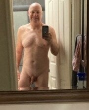 namelesswonder1: naked in mirror ( фото)