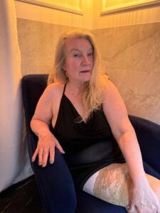 NataliMellow A mixture of fire and whisper.💋 Pic 5