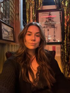 harlowhoney Public Pic 2