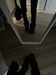 MarieHernandez Still Here Poză 3