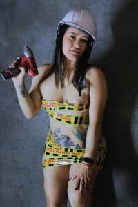 celeste_lewiss the construction of celeste Foto 5