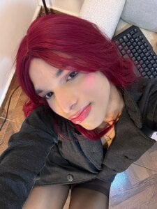 Chloe_bigcock: Nature look ( 3 фото)