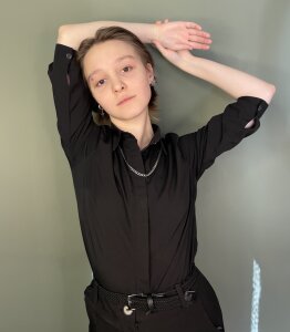 DelphaBoven Public Pic 3